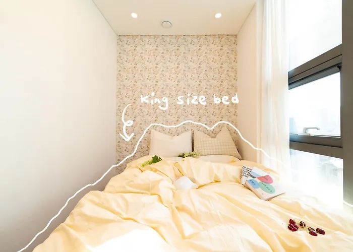 Apartment Hongik Univ Station Wave Family #d