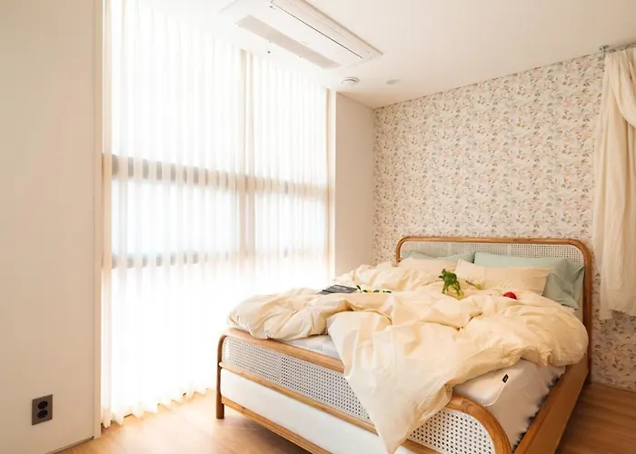 Hongik Univ Station Wave Family #d Apartment *